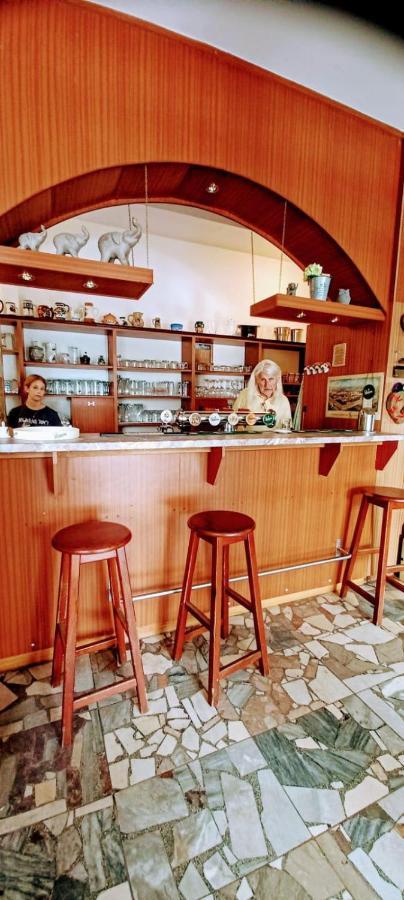 Penzion a restaurace U jezírka Hrimezdice Esterno foto